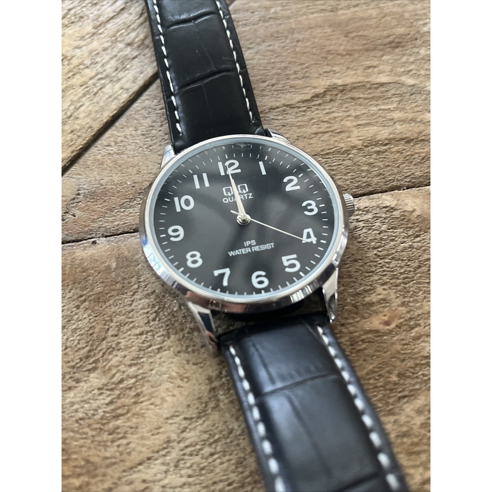 QQ Quartz IPS Water Resistant Men's Wrist Watch With New Battery! - Picture 8 of 13